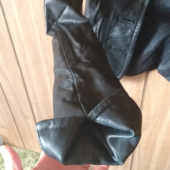 Jacket - Picture 4 of 7